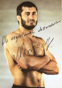 Konkurs "Wnętrze mistrza. Jak mieszka Mamed Khalidov?"