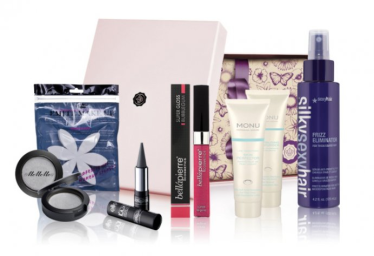 Wygraj specjalny GLOSSYBOX na Dzień Matki!