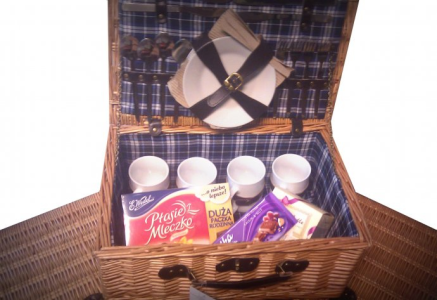 Konkurs "Zgarnij kosz piknikowy"