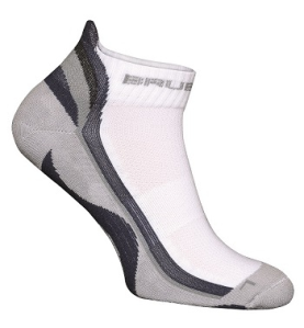 Konkurs "Na trening podczas upałów – koszulki z serii AERATE marki BRUBECK"