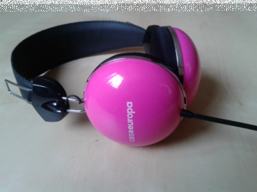 "3000 mil do Graceland" w CBS Europa