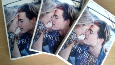 Wygraj książkę "Spróbujmy jeszcze raz"