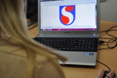 Zaprojektuj logo na jubileusz