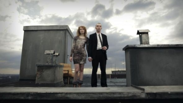 Wygraj film na DVD "Dziewczyna z szafy"