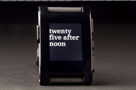 Wygraj SmartWatch Pebble