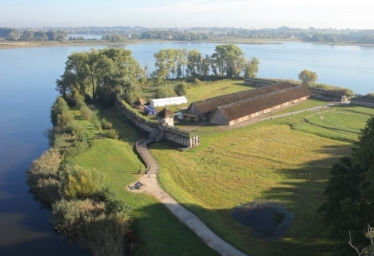 Wygraj pobyt rodzinny w Biskupinie