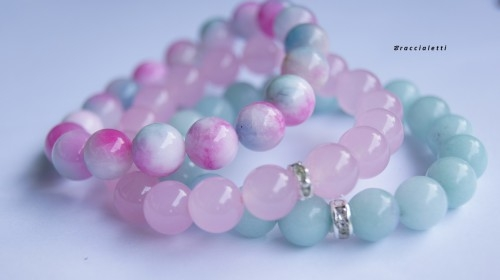 Wygraj kolorowe bransoletki na kobietapo30.pl