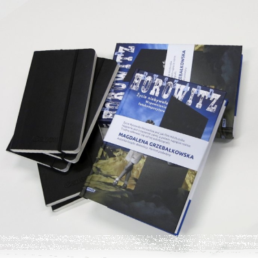 Wygraj książkę lub notes Canon!