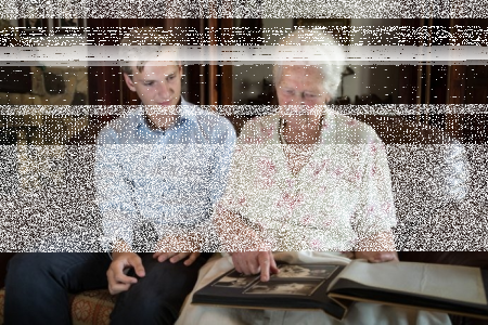 Złóż życzenia na Dzień Babci i Dziadka. Czekają nagrody!