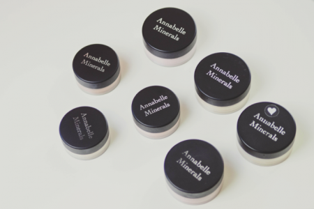 Wygraj zestawy kosmetyków Annabelle Minerals