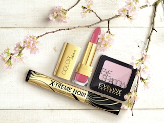 Konkurs "Idealny makijaż na Dzień Kobiet z Eveline Cosmetics" do godz. 20:00