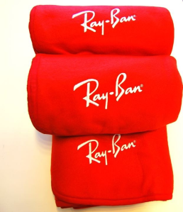 Konkurs fotograficzny: wygraj polarowy koc z logiem Ray-Ban