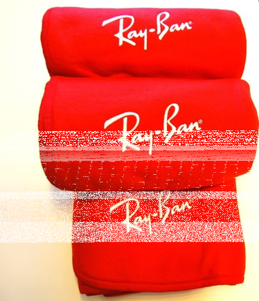 Konkurs fotograficzny: wygraj polarowy koc z logiem Ray-Ban