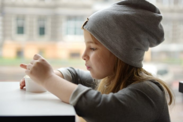 Wygraj smerfną czapę uszytą przez Tulaki