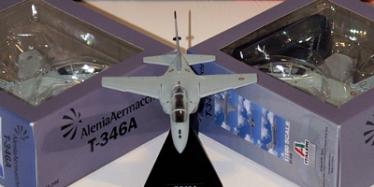 Konkurs M-346 Master - Wygraj lotnicze gadżety!