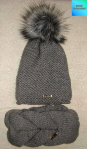 Wygraj czapkę i szalik