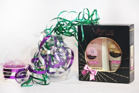 Konkurs "Napisz swoje postanowienia noworoczne i wygraj zestaw kosmetyków!" + FB