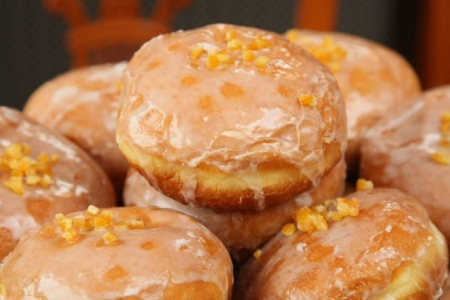 Konkurs "Tłusty czwartek. Ile pączków zjesz na czas?" Zielona Góa