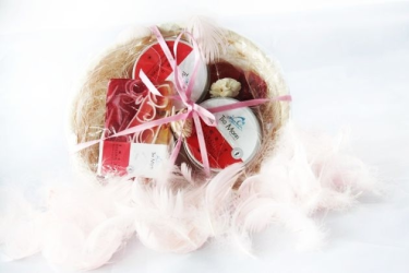 Wygraj kosz kosmetyków na walentynki!