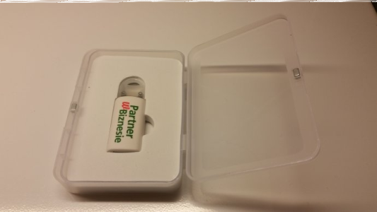 Wygraj Pendrive 8GB!