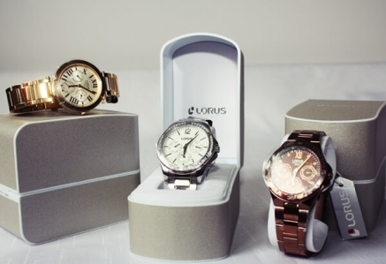 Wygraj designerski zegarek Lorus!