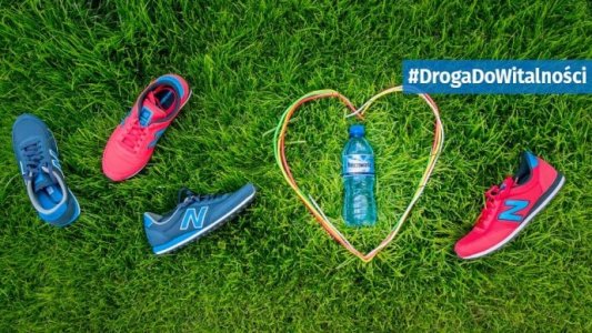 Konkurs "Znajdź z Nałęczowianką drogę do witalności i odbierz buty New Balance!"