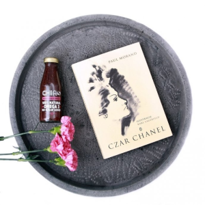 Wygraj książkę "Czar Chanel" z ilustracjami Karla Lagerfelda