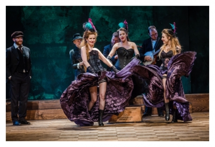 Konkurs "Młody Stalin" w Teatrze Dramatycznym i zaproszenia do DCF-u, Warszawa