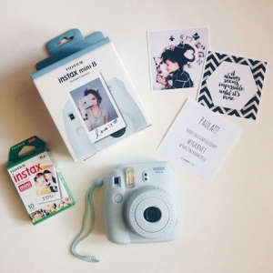 Wygraj aparat Instax Mini 8!