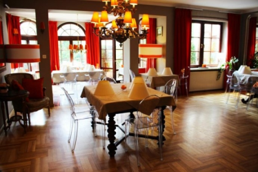 Wygraj voucher o wartości 150zł w restauracji Abażur, Warszawa