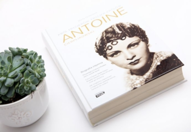 Konkurs książkowy – Antoine. Król fryzjerów, fryzjer królów.