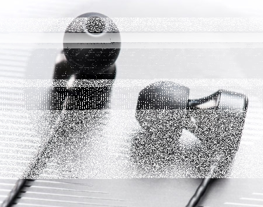 Wygraj słuchawki Degauss Noir