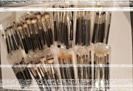 Konkurs fanpage Butik Corry: wygraj pędzle ZOEVA