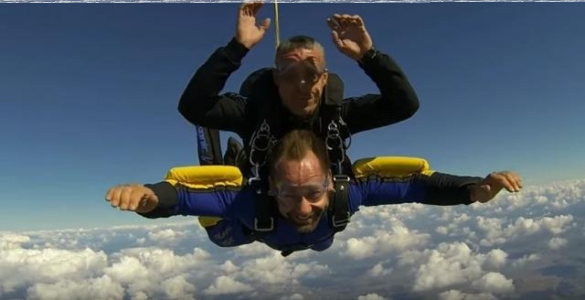 Konkurs "Leci radio Leć i Ty WYGRAJ SKOK ZE SPADOCHRONEM"