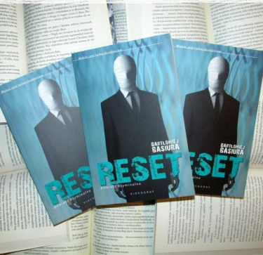 Konkurs: wygraj książkę "Reset"
