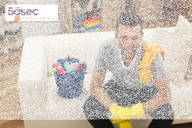 Wygraj 50 zł na usługi pralnicze w pralni Żory