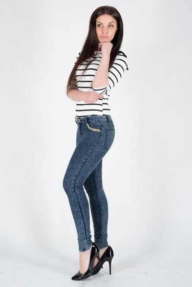 Wygraj spodnie jeansowe od Hierre Polska