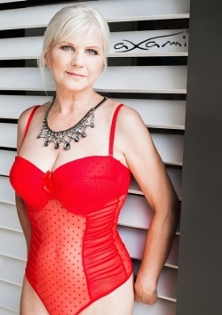 Konkurs "Zostań modelką i weź udział w sesji zdjęciowej"