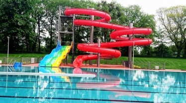 Wygraj zaproszenie na basen odkryty Orbita, Wrocław do godz. 12:00