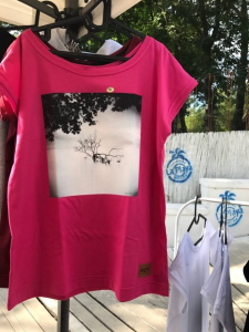 Wygraj koszulkę damską w kolorze fuksji