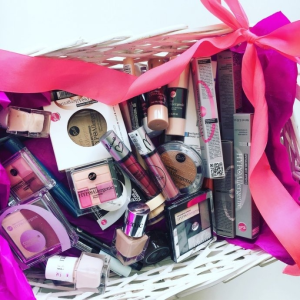 Konkurs "Twój ulubiony trik makijażowy"