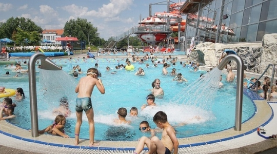 Wygraj rodzinne zaproszenie do Aquapark Wrocław, do godz. 12:00
