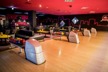 Wygraj kupon na grę w bilard w Rodzinnym Centrum Rozrywki MK Bowling w Suwałkach, do godz. 12:00