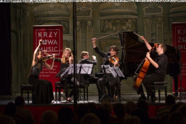 Wrocław: Wygraj zaproszenie na koncert "Krzyżowa-Music" do godz. 9:00