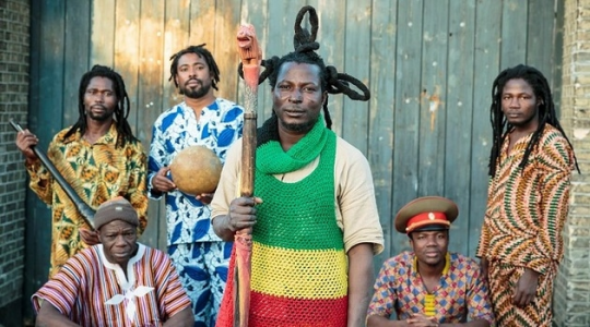 Wrocław: Wygraj zaproszenie na koncert Kinga Ayisoby, do godz. 12:00