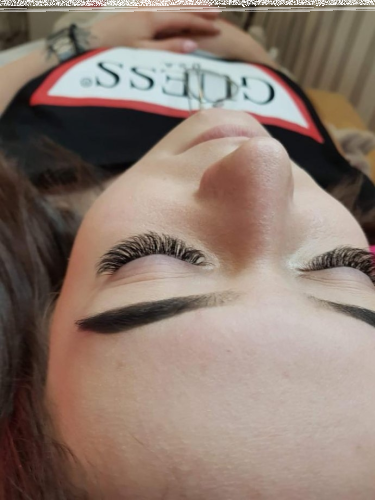 Chorzów: Konkurs na stylizację rzęs