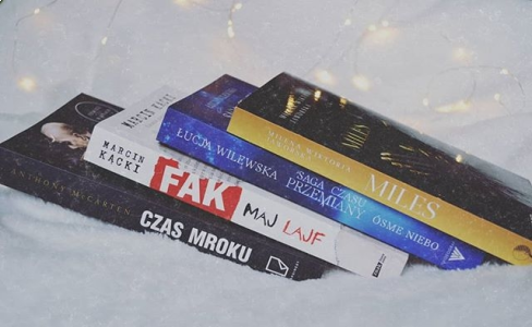 Wygraj pakiet ksiażek od ksiazkidobrejakczekolada