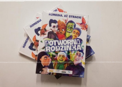 Wygraj film "Potworna Rodzinka"