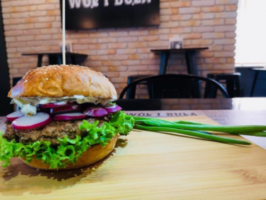 Suwałki: Wygraj bon do restauracji Wół i Buła