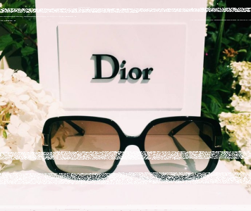Konkurs "Dior - cudne okulary do wygrania"